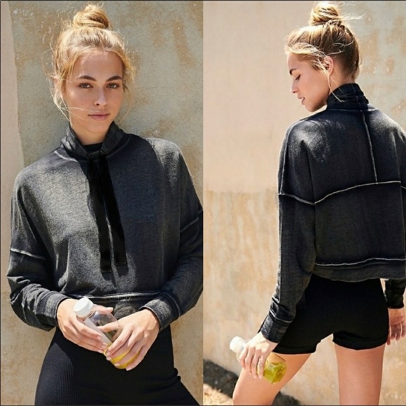 Free People Tops - ✨FLASH SALE✨ NWT! FP Lara Crop Pullover Size L